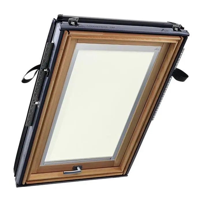 designo-r6-product-01-h Roto Drewniane okna i wyłazy dachowe
